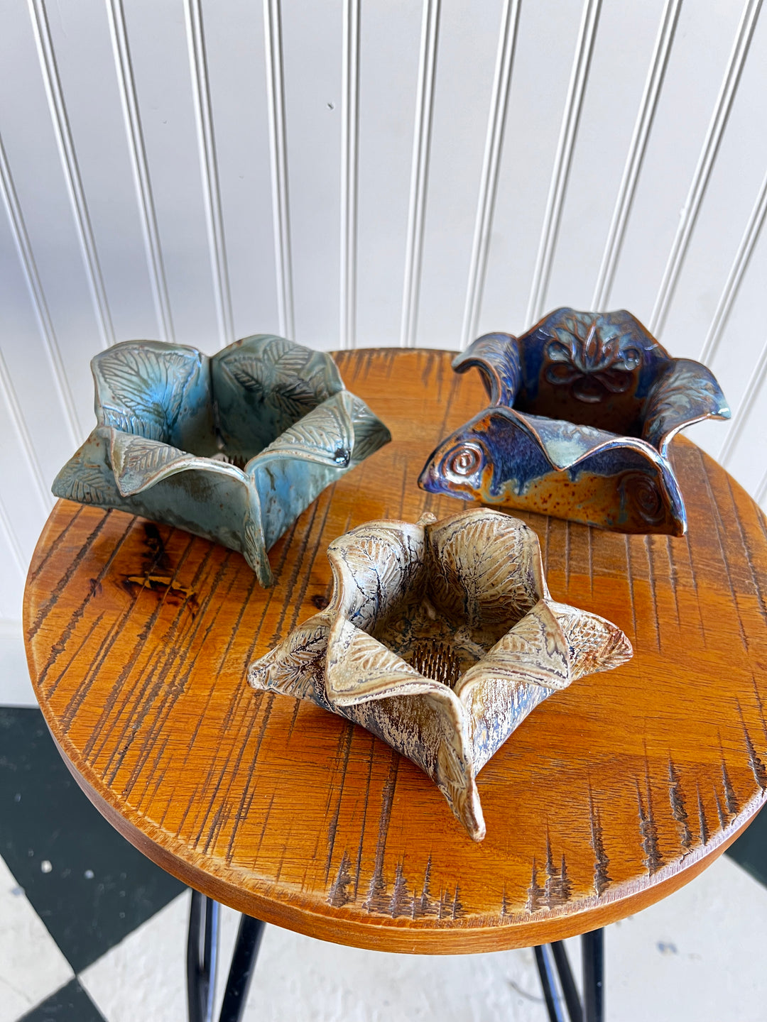 Ikebana Pottery Floral Frog